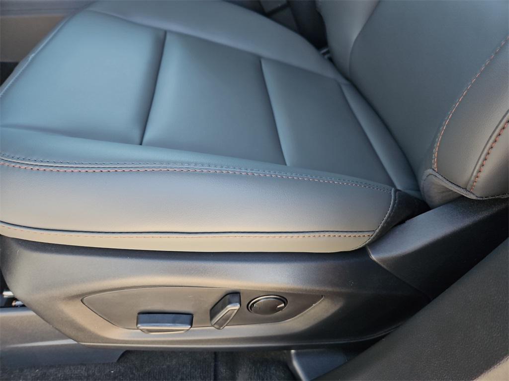 new 2025 Ford Explorer car, priced at $42,860