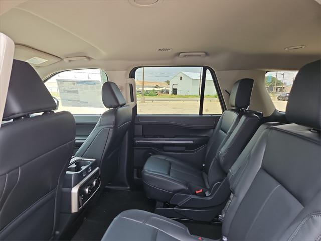 new 2024 Ford Expedition Max car, priced at $61,620