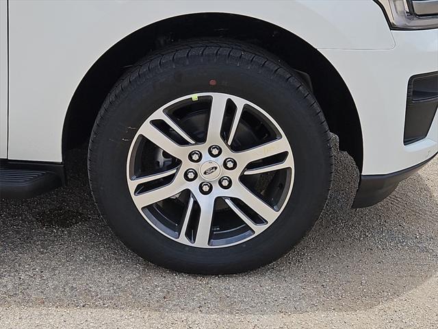 new 2024 Ford Expedition Max car, priced at $61,620