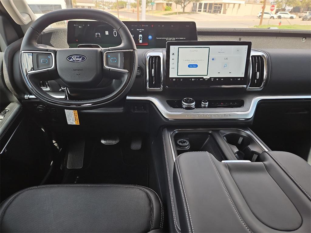 new 2025 Ford Expedition car, priced at $79,755