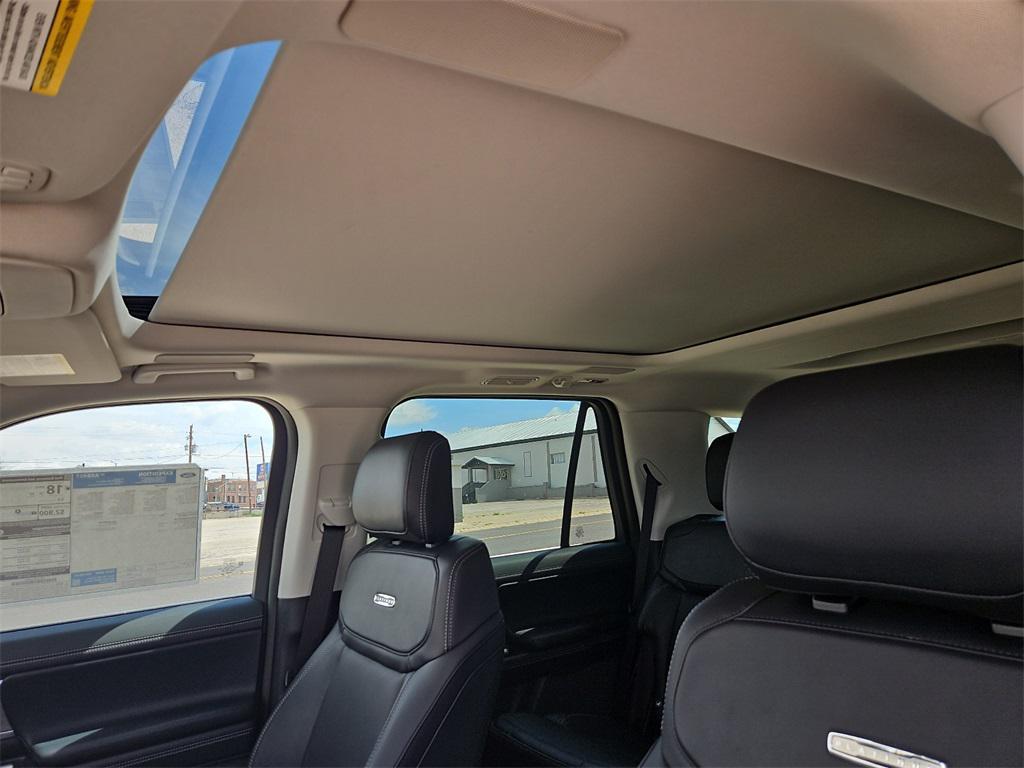 new 2025 Ford Expedition car, priced at $79,755