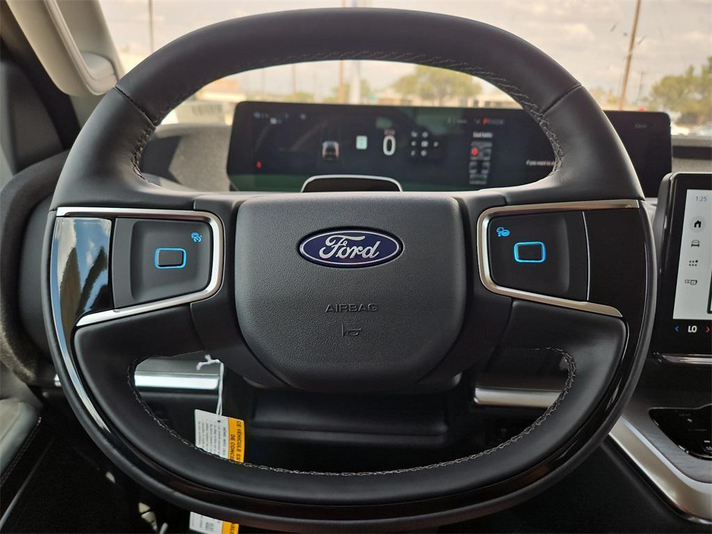 new 2025 Ford Expedition car, priced at $79,755