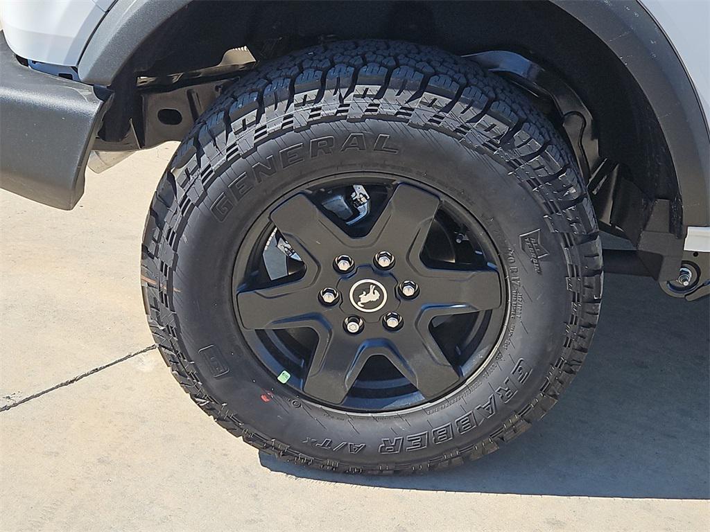 new 2025 Ford Bronco car, priced at $46,435