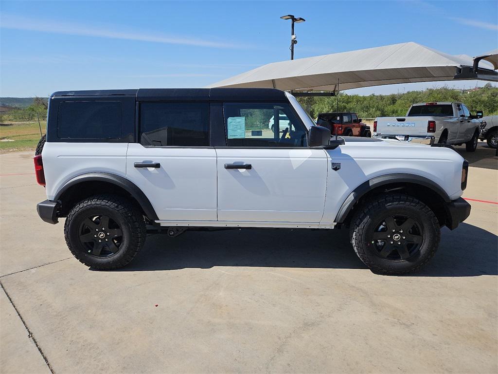 new 2025 Ford Bronco car, priced at $46,435