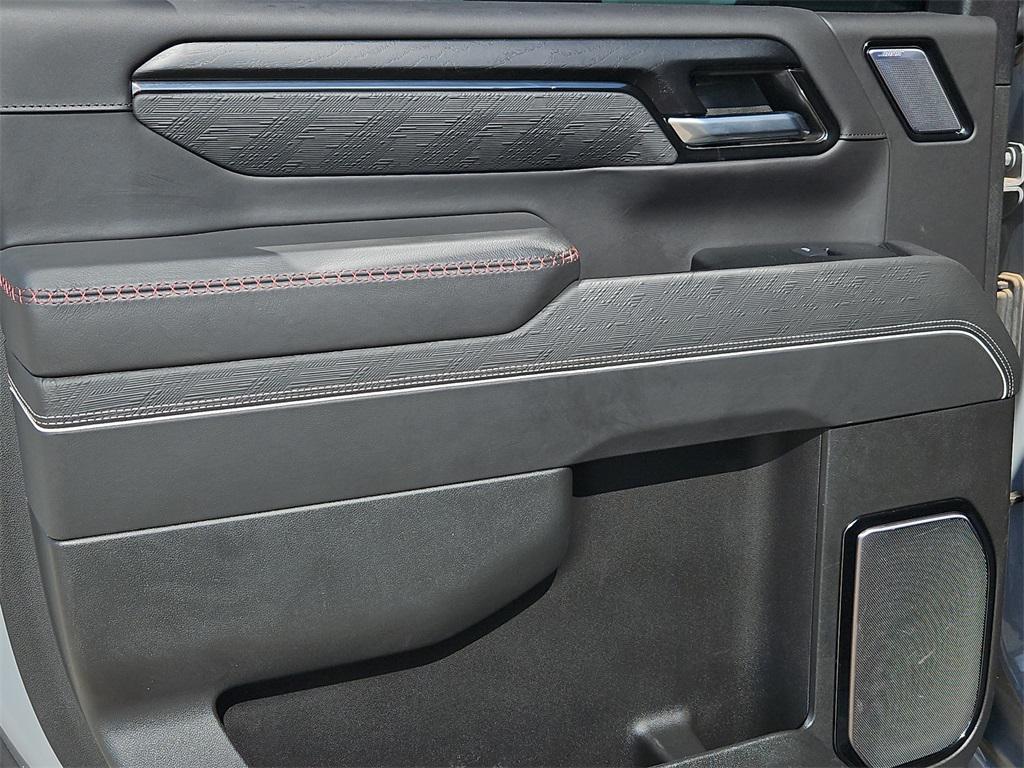 used 2024 GMC Sierra 2500 car, priced at $80,881