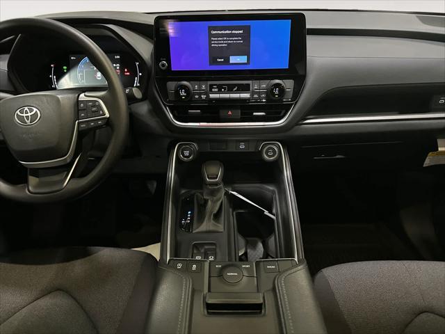 new 2025 Toyota Highlander car, priced at $44,989