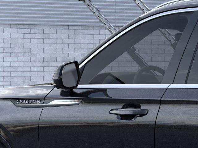 new 2025 Lincoln Aviator car, priced at $79,125