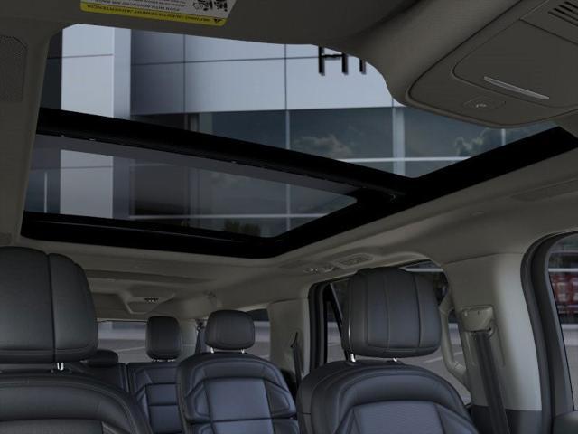 new 2025 Lincoln Navigator car, priced at $99,133