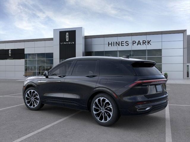 new 2025 Lincoln Nautilus car, priced at $57,571