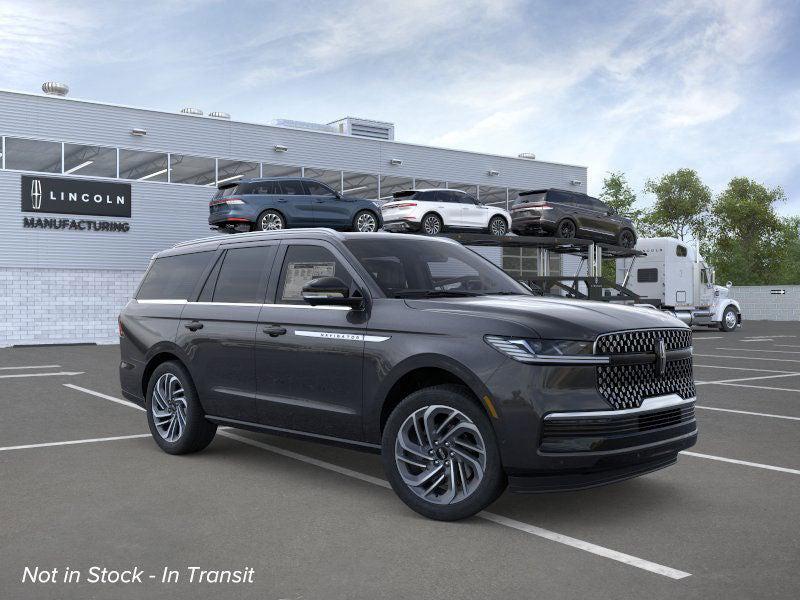 new 2025 Lincoln Navigator car, priced at $107,565