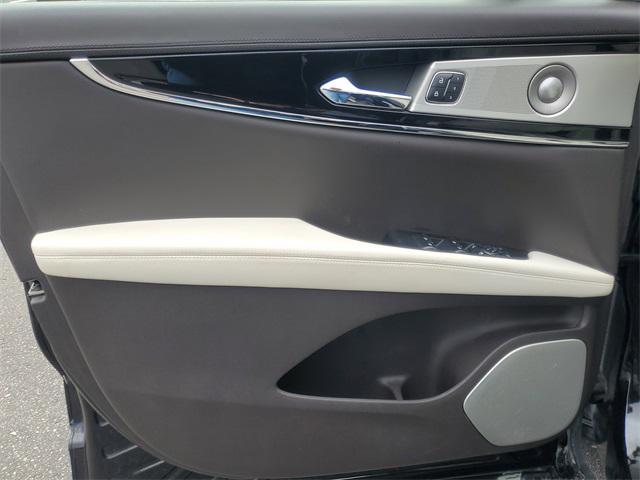 used 2023 Lincoln Nautilus car, priced at $47,988