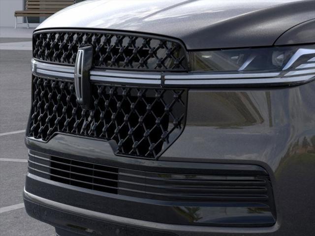 new 2025 Lincoln Navigator car, priced at $116,332