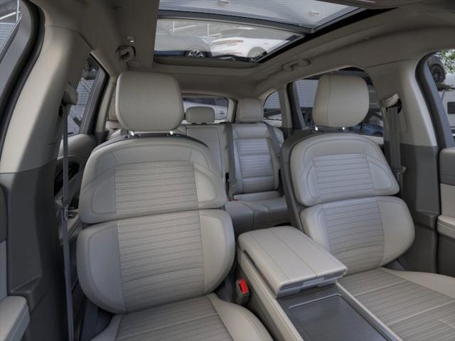 new 2025 Lincoln Nautilus car, priced at $61,943