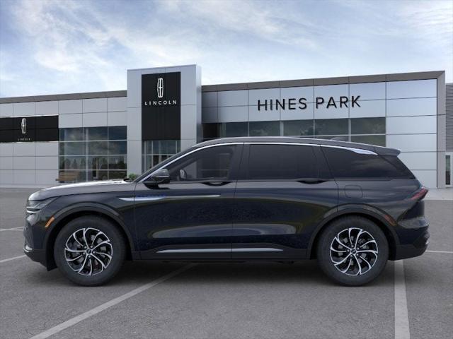 new 2025 Lincoln Nautilus car, priced at $51,736