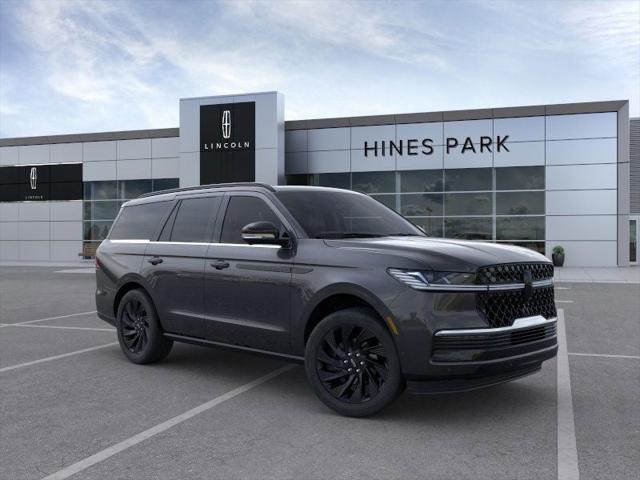 new 2025 Lincoln Navigator car, priced at $99,092