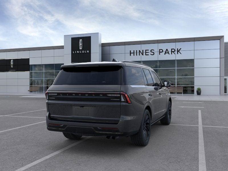 new 2025 Lincoln Navigator car, priced at $109,305