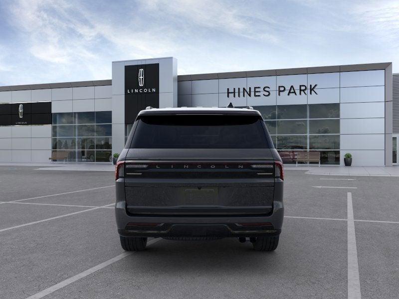 new 2025 Lincoln Navigator car, priced at $109,305