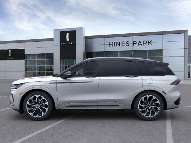 new 2025 Lincoln Nautilus car, priced at $63,100