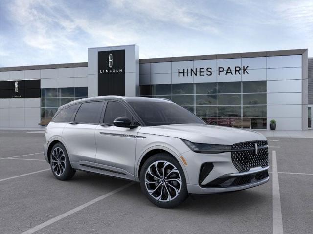 new 2025 Lincoln Nautilus car, priced at $63,100
