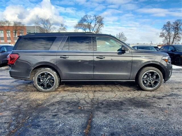 used 2022 Ford Expedition car, priced at $49,988