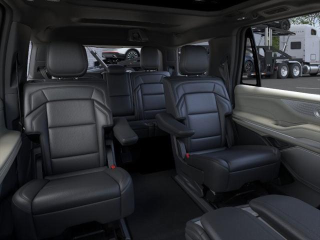 new 2025 Lincoln Navigator car, priced at $97,335