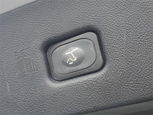used 2022 Lincoln Nautilus car, priced at $36,488