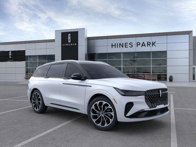 new 2025 Lincoln Nautilus car, priced at $69,910