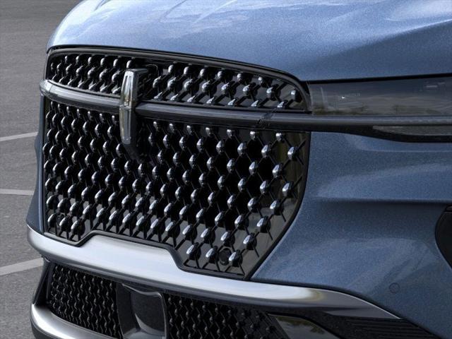 new 2025 Lincoln Nautilus car, priced at $51,426