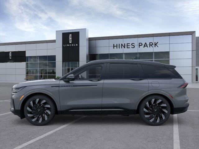 new 2025 Lincoln Nautilus car, priced at $76,375