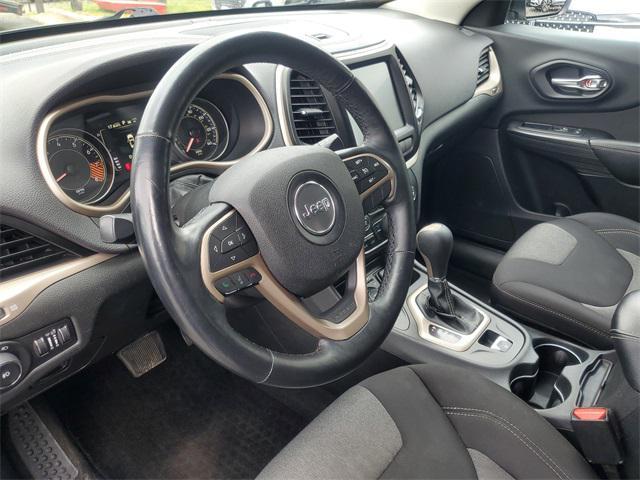 used 2014 Jeep Cherokee car, priced at $4,998