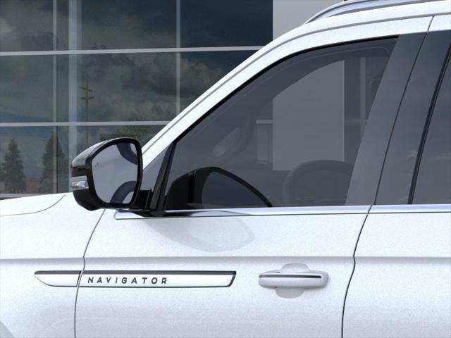 new 2025 Lincoln Navigator car, priced at $96,391