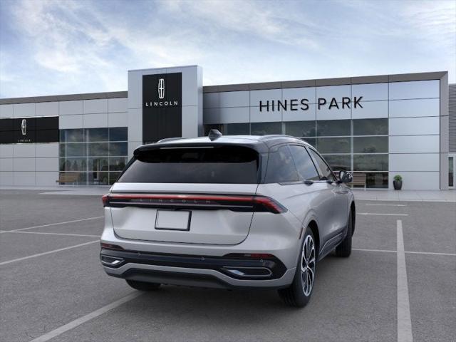new 2025 Lincoln Nautilus car, priced at $65,100