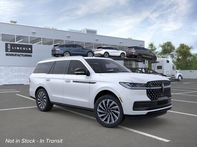 new 2025 Lincoln Navigator car, priced at $120,295
