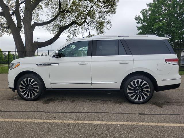 used 2022 Lincoln Navigator car, priced at $67,988