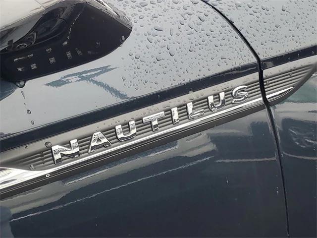 used 2022 Lincoln Nautilus car, priced at $36,488