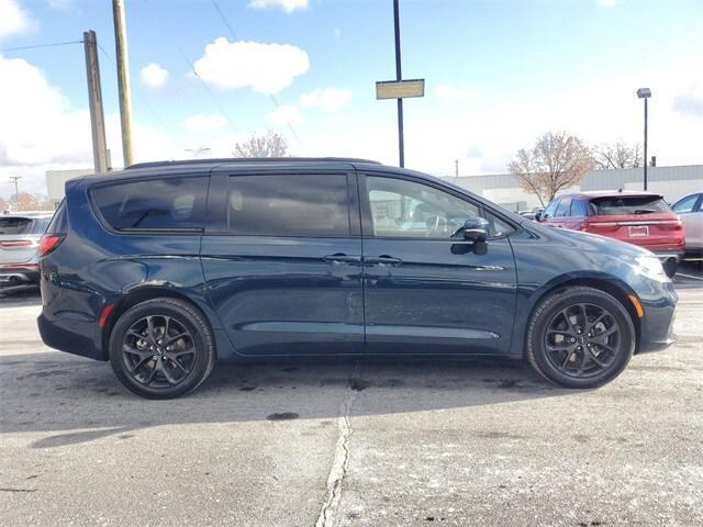 used 2022 Chrysler Pacifica car, priced at $31,988