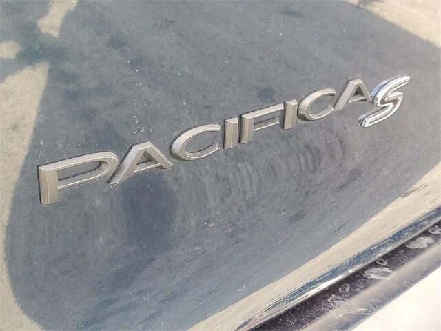 used 2022 Chrysler Pacifica car, priced at $31,988