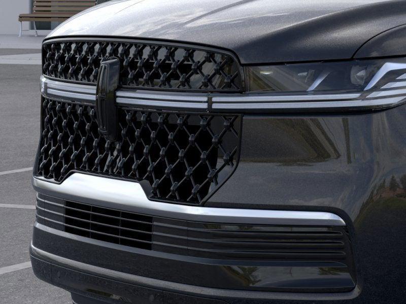 new 2025 Lincoln Navigator car, priced at $108,825