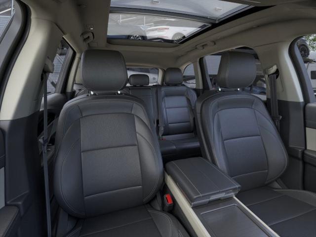 new 2025 Lincoln Nautilus car, priced at $56,385