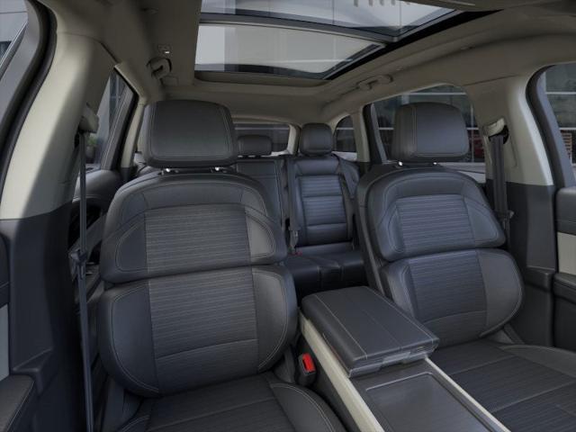 new 2025 Lincoln Nautilus car, priced at $62,663