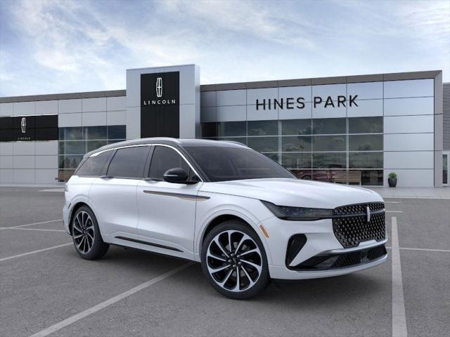 new 2025 Lincoln Nautilus car, priced at $79,790