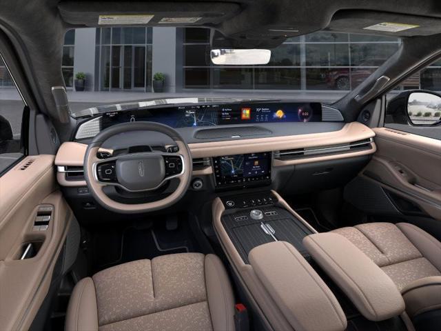 new 2025 Lincoln Navigator car, priced at $110,019