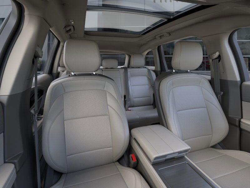 new 2025 Lincoln Nautilus car, priced at $61,665