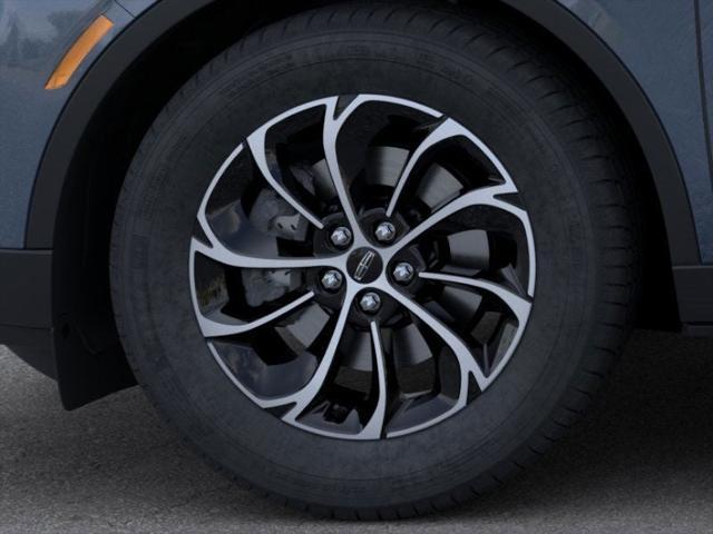 new 2025 Lincoln Nautilus car, priced at $52,266