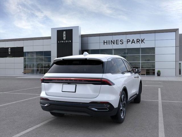 new 2025 Lincoln Nautilus car, priced at $53,106
