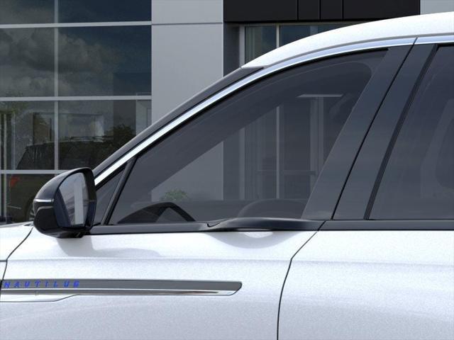 new 2025 Lincoln Nautilus car, priced at $53,106