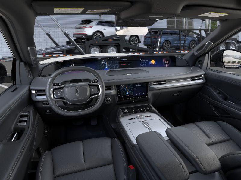 new 2025 Lincoln Navigator car, priced at $111,065