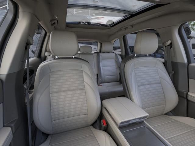 new 2025 Lincoln Nautilus car, priced at $59,981
