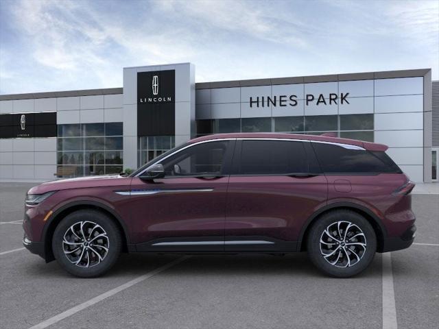 new 2025 Lincoln Nautilus car, priced at $56,285