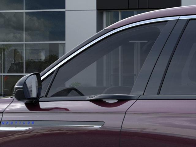 new 2025 Lincoln Nautilus car, priced at $56,285